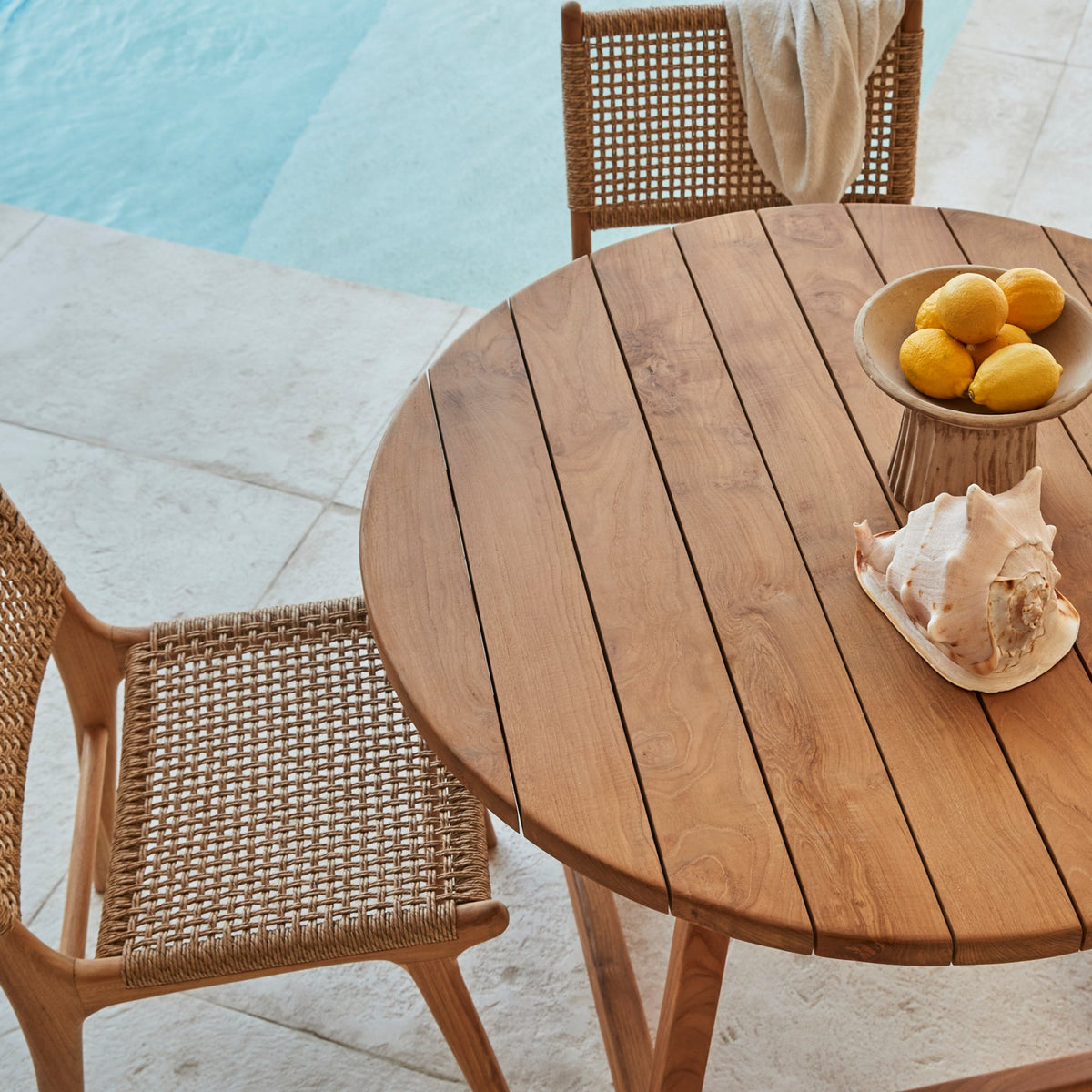 Zanzibar Round Teak Dining Table Outdoor – ZEPHYR HOME