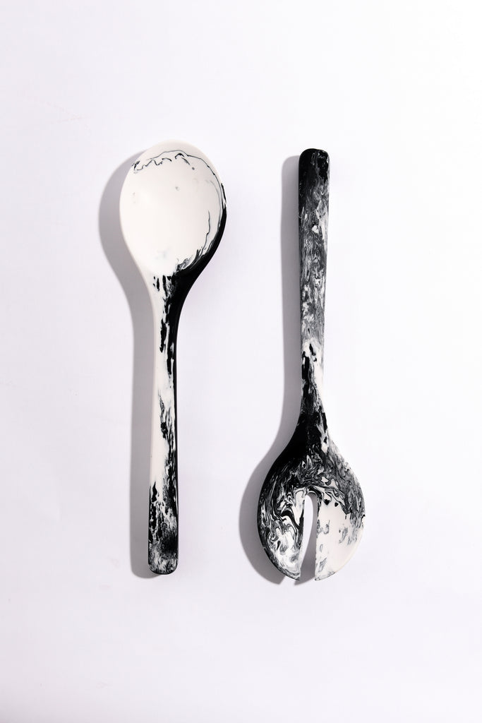 RESIN SALAD SERVERS | BLACK + WHITE