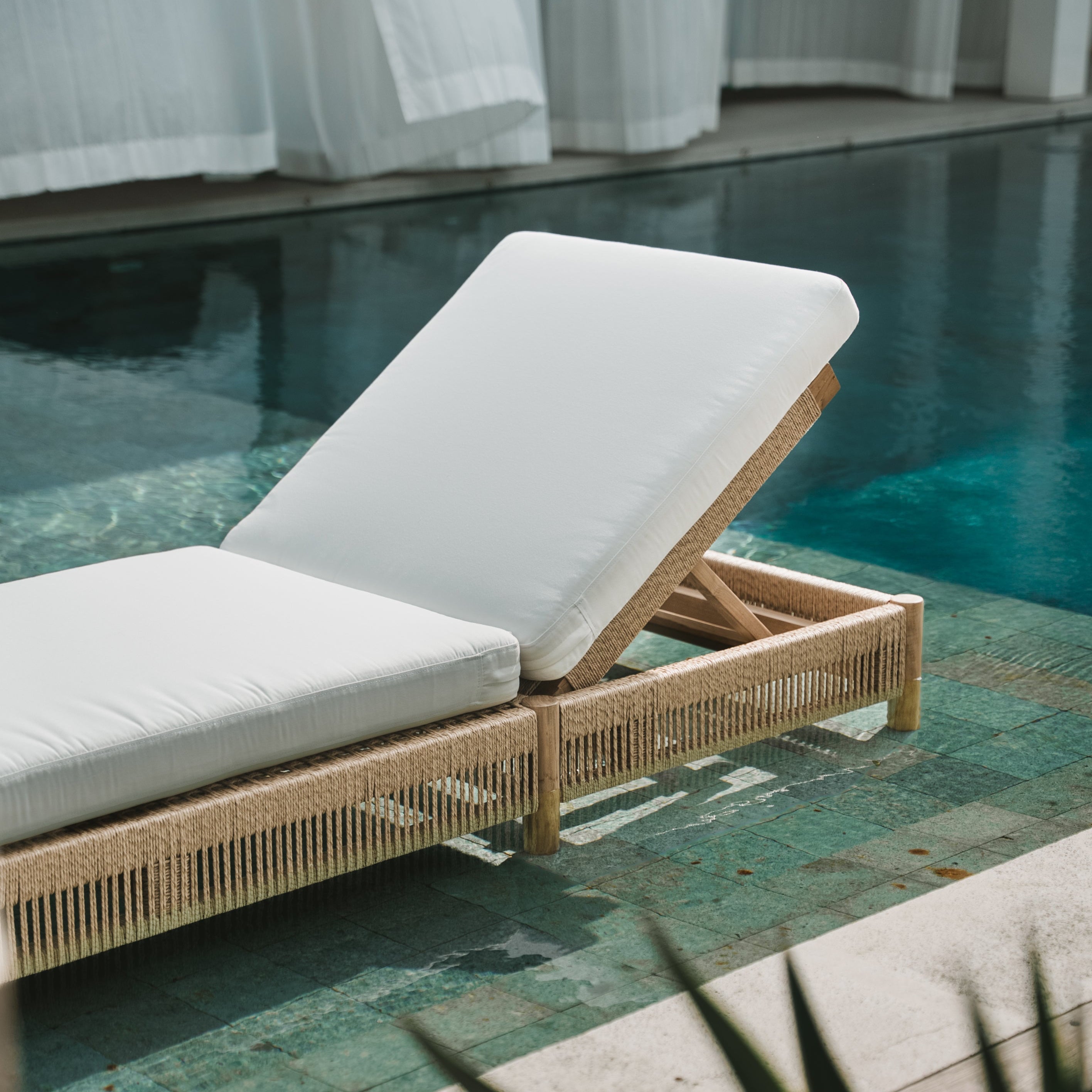 Teak & Viro Cord Sun Lounge