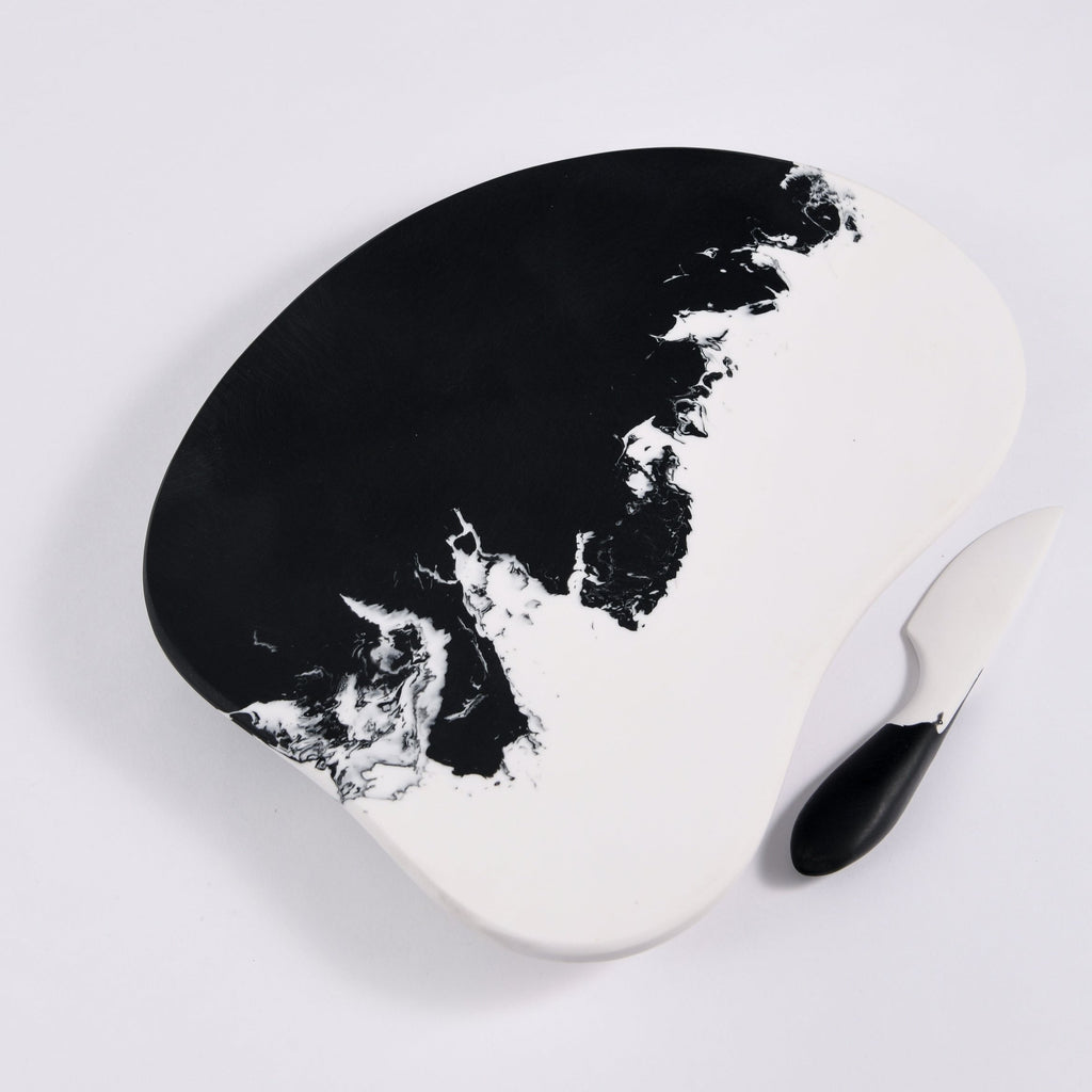 ORGANIC RESIN CHEESEBOARD | BLACK + WHITE