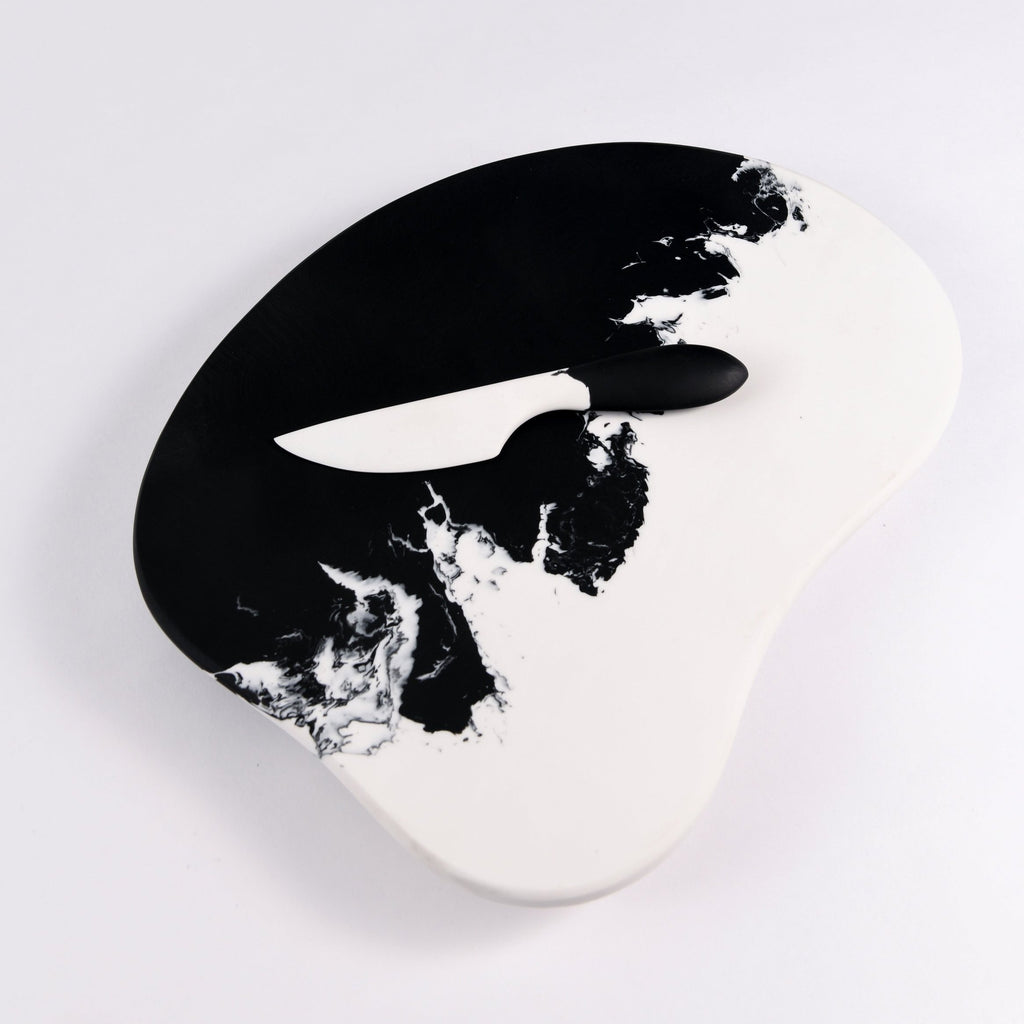 ORGANIC RESIN CHEESEBOARD | BLACK + WHITE