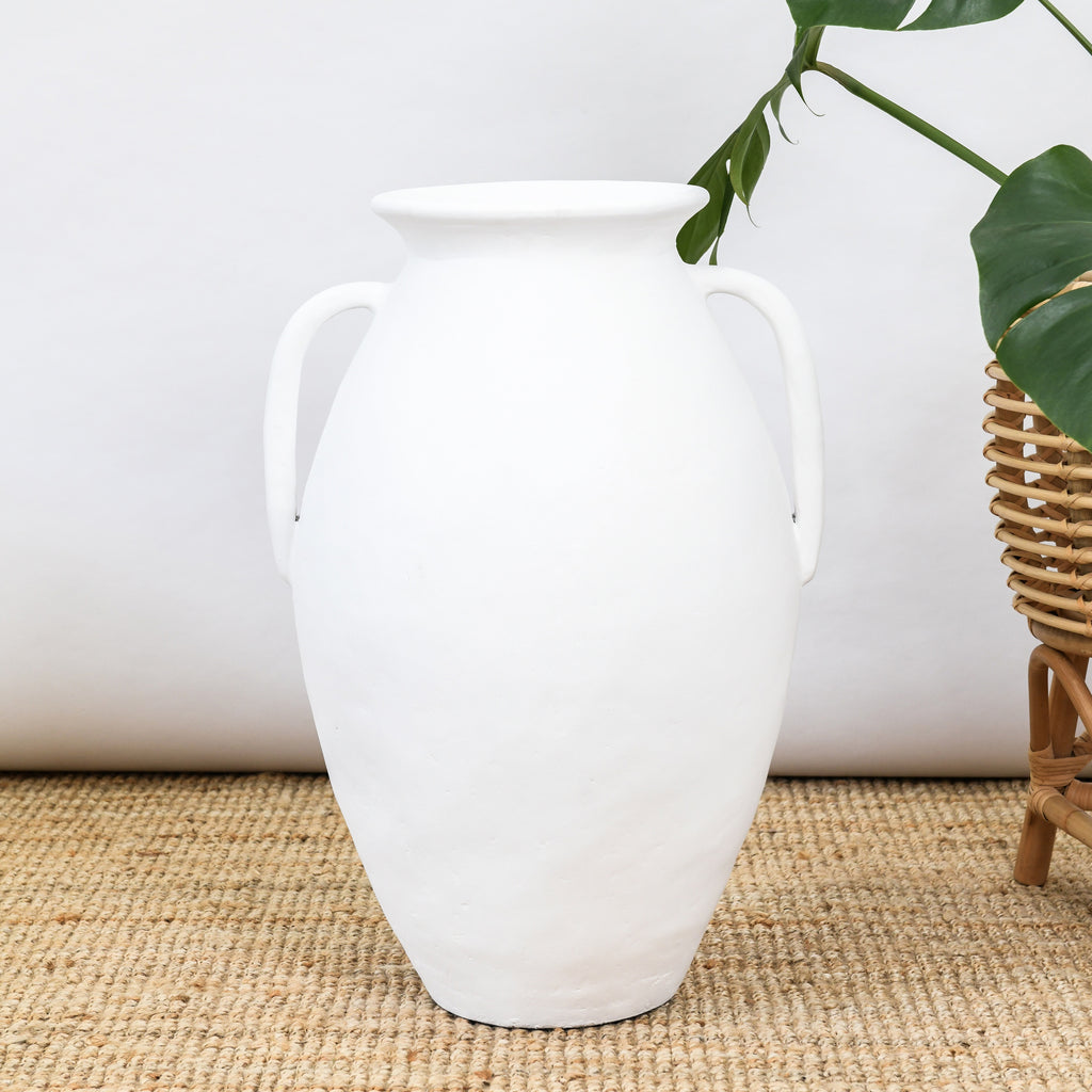 LARGE URN WITH HANDLES | WHITE