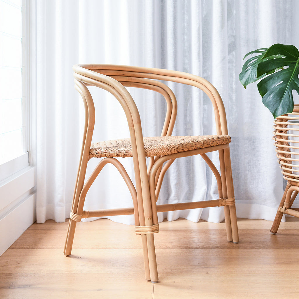 Curved Back Rattan Dining Chair